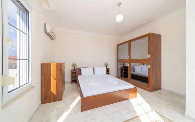 Astonishing Villa With 3 Shared Pools in Alanya