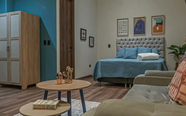 Royal Living Poblado