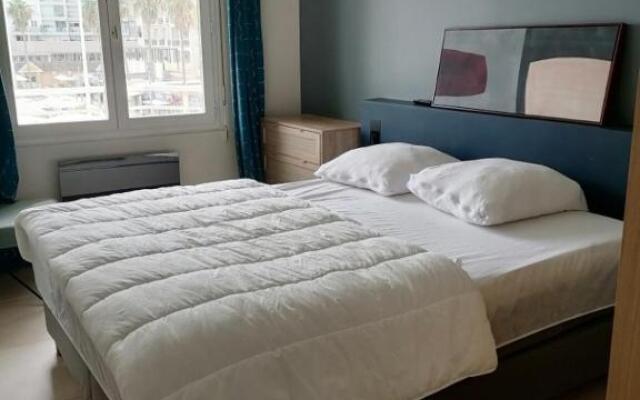 Le Méditerranée 1er Ligne vue mer classe 3