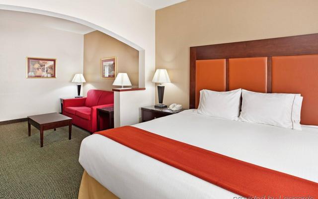 Holiday Inn Express Louisville Northeast, an IHG Hotel