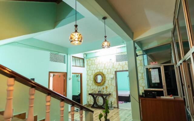 Trinayan Guest House