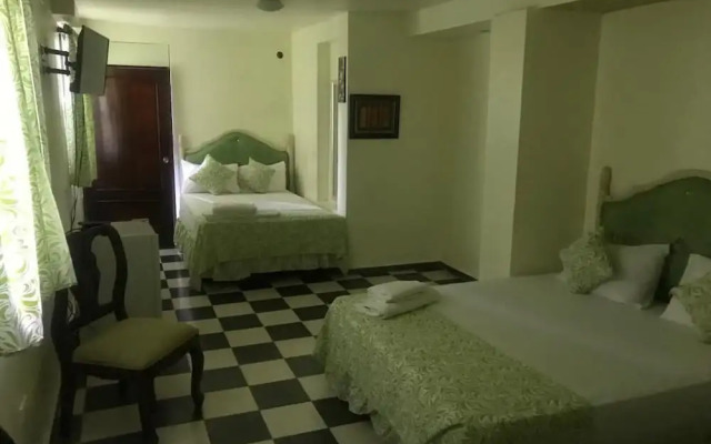 Hotel Rio Dulce