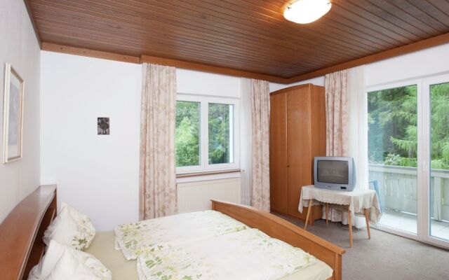 Luxurious Chalet In Zell Am See With Sauna