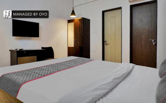 Super OYO Townhouse 1217 Imperial