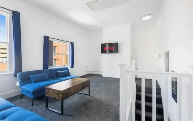 Kunda House JQ- Apt 5