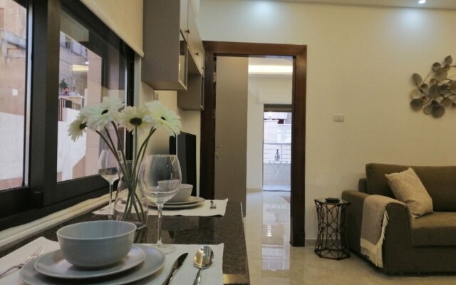 Amazing one Bedroom Apartment in Amman,elwebdah 3