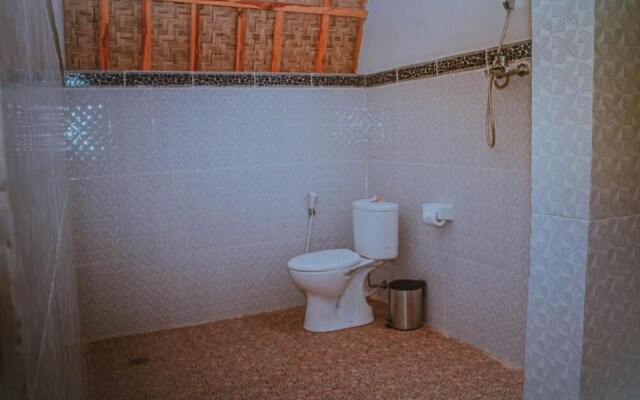 Watu Jineng by WizZeLa