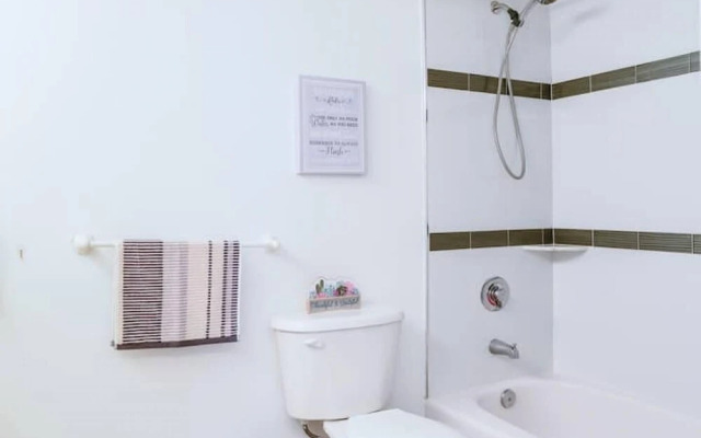 3 BR Apartment Brickell Following Cleaning Guidelines