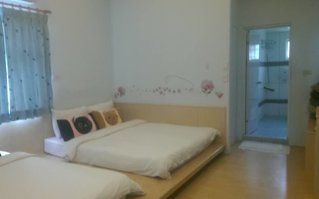 Long-Ko B & B