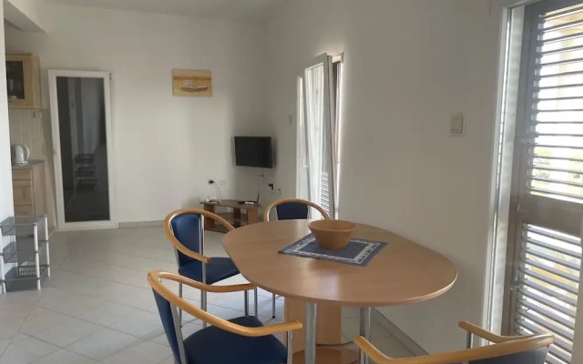 Sunrise Sunset Seaview Walk to Vis Iconic Beaches