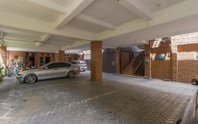 RedDoorz Plus @ Ampera Raya