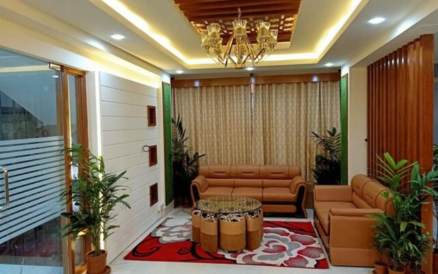 Hotel Grand Circle Inn