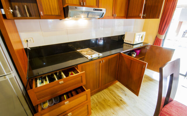 Pratumnak Regal Villa