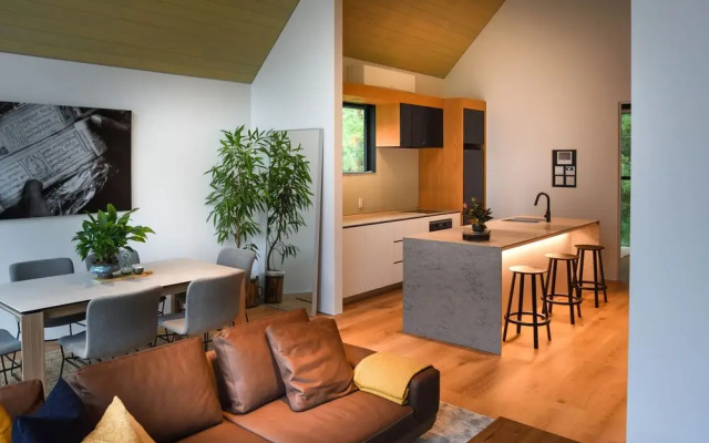 Prominence by The Hakuba Collection