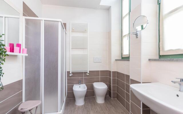Housing Giulia - One Bedroom Apartment