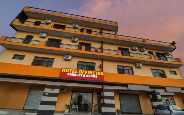 Itsy By Treebo - Divine Inn