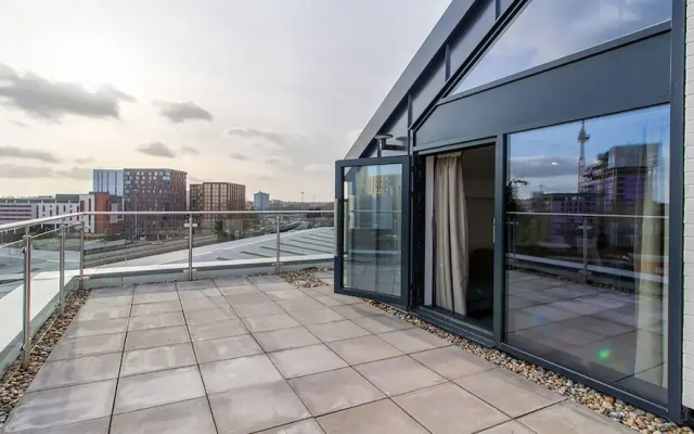 The Residence Coventry by Paymán Club