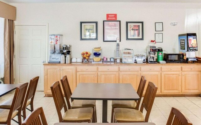 Quality Inn & Suites Suffolk West