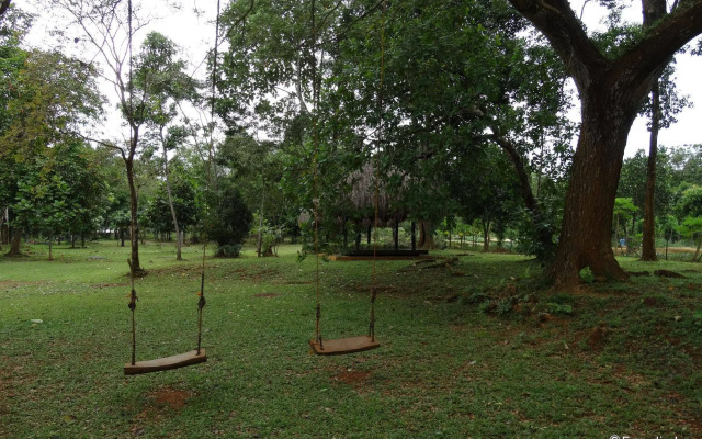 Sheridan Organic Farm and Eco Village