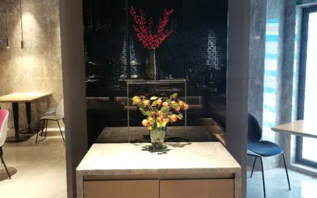 PARKGEUN HOTEL (Shenzhen Luohu port international trade store)
