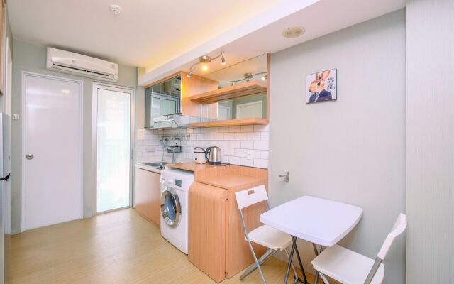 Big And Cozy 1Br Bassura City Apartment Near Mall