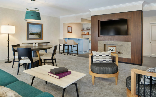 Hilton Pearl River