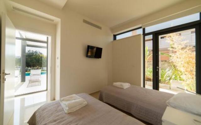 Villa L2/ Boutique Villa