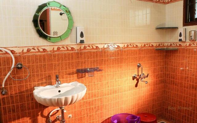 Bay Homes - 2BHK Premium Home Stay