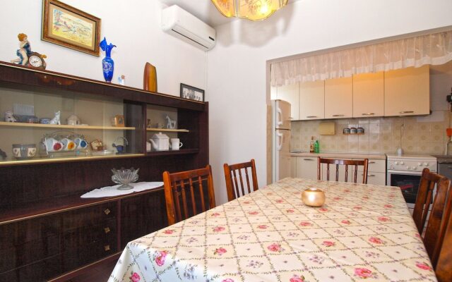 Apartment 1539