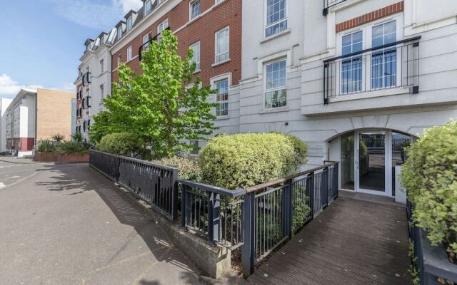 Roomspace Apartments -Central Walk