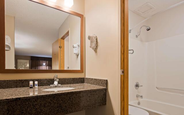 SureStay Plus Hotel By Best Western Salmon Arm