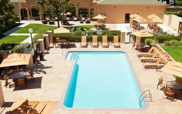 Courtyard by Marriott Sacramento Airport Natomas