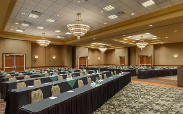 Embassy Suites Portland - Airport