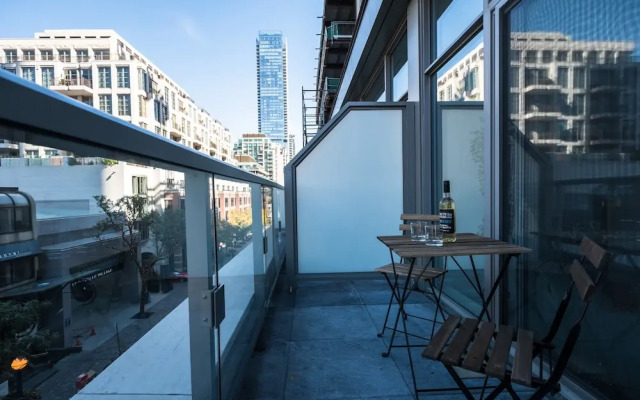 QuickStay - Luxury in Yorkville (Yonge & Bloor)