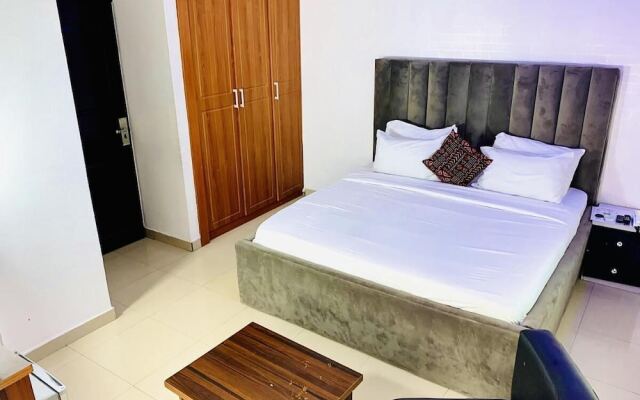 Vintage Suites and Apartment