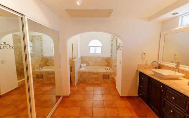 Las Mananitas BB2 2 BR by Casago