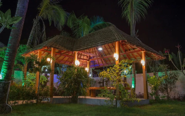 Famous Hotel Ngapali