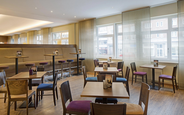Premier Inn Hamburg City Alster