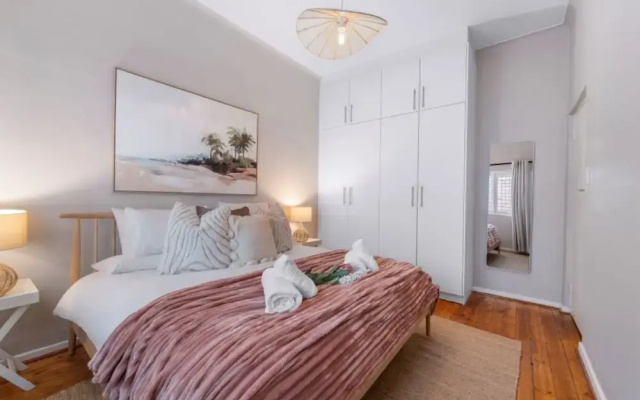 Cozy Oaks Apartment in Cape Town