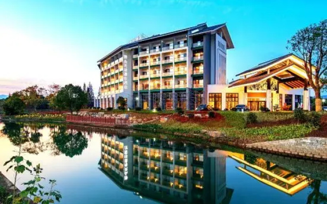 Ningbo Tiangang Manfei Hotel (Xikou Shantou Ecological Scenic Area)
