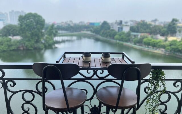 iRest Orange Tay Ho Lakeside Apartment