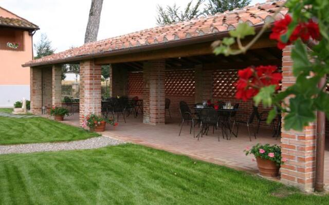 Agriturismo Antico Porto della Chiana