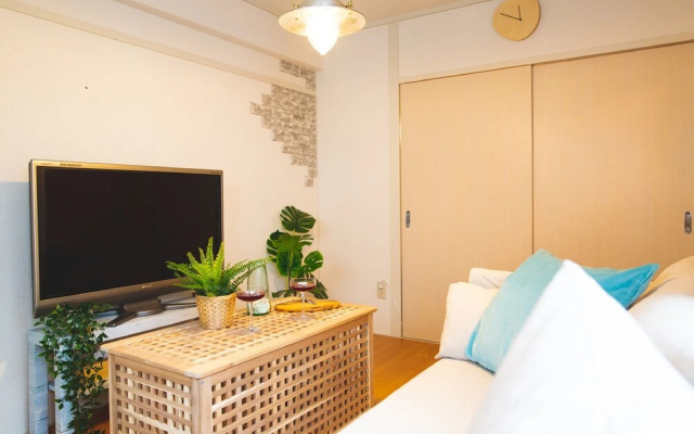 Shinsaibashi Beach House