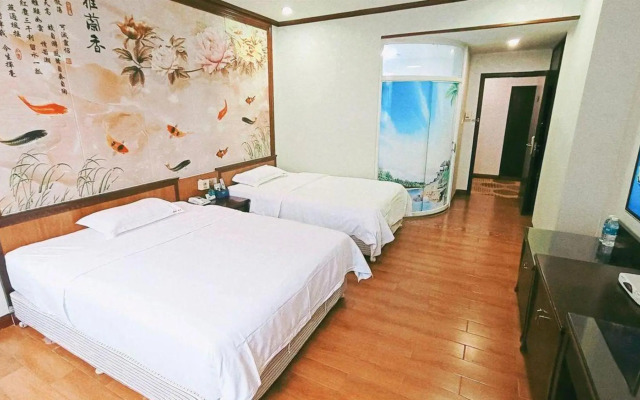 Li's Holiday Hotel (Foshan Sanshui Railway Station)