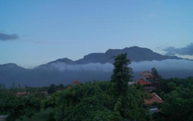 Mountain View Hill Side Resort