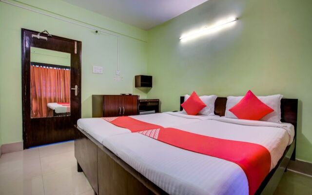 OYO Flagship 604 Ballygunj Kolkata