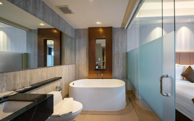 Luminor Hotel Airport Sidoarjo by WH