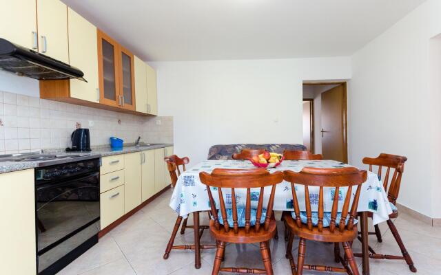 Apartments Ester in Lopar - island Rab