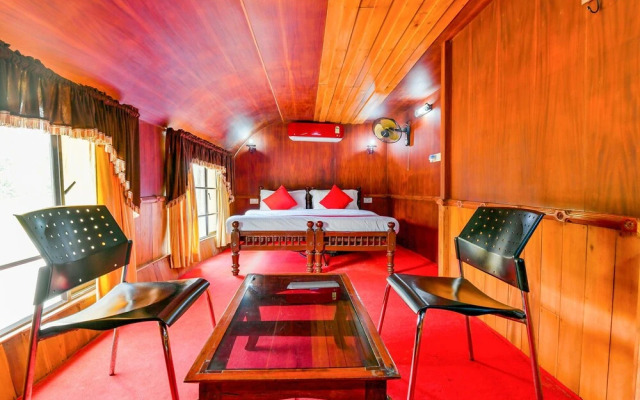 OYO 24291 HouseBoat Indraprastham Green House 1bhk