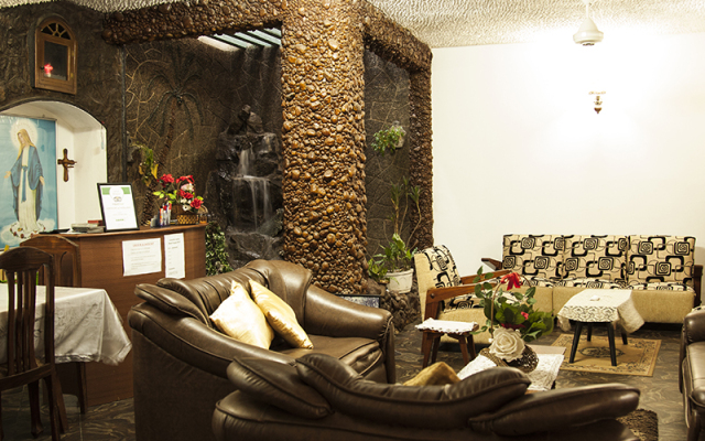 Lavinia Beach Hostel